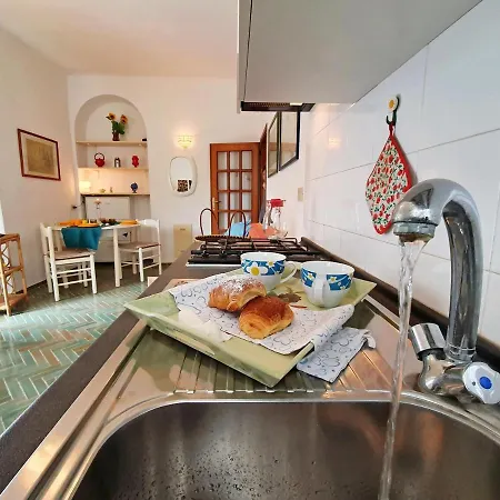 Casa Davis Il Pozzo * Портоферрайо